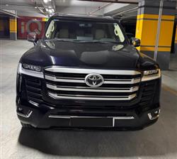 تۆیۆتا لاند کروزەر